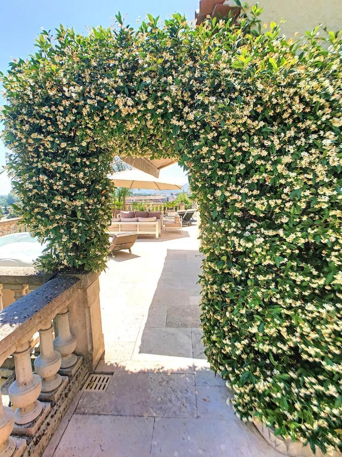3 Bedrooms Villa Near Cannes - Pool & Jacuzzi - Sea View Mandelieu エクステリア 写真
