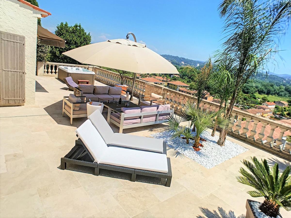 3 Bedrooms Villa Near Cannes - Pool & Jacuzzi - Sea View Mandelieu エクステリア 写真
